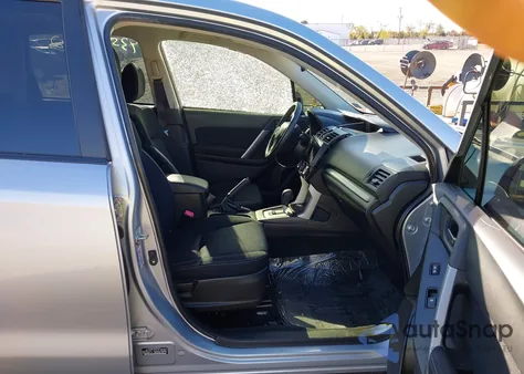 2015 Subaru Forester 2.5I из США, поврежденный, VIN JF2SJABC5FH414230